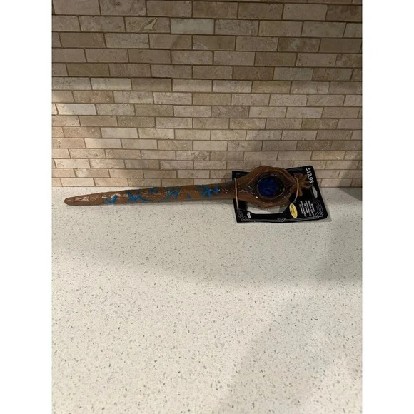 Dungeons & Dragons Simon's Magical Staff Exclusive Halloween Costume Accessory, - Picture 1 of 4